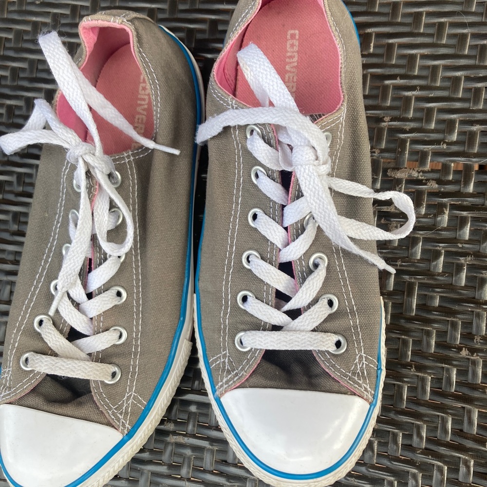 Converse All Star size 6 juniors